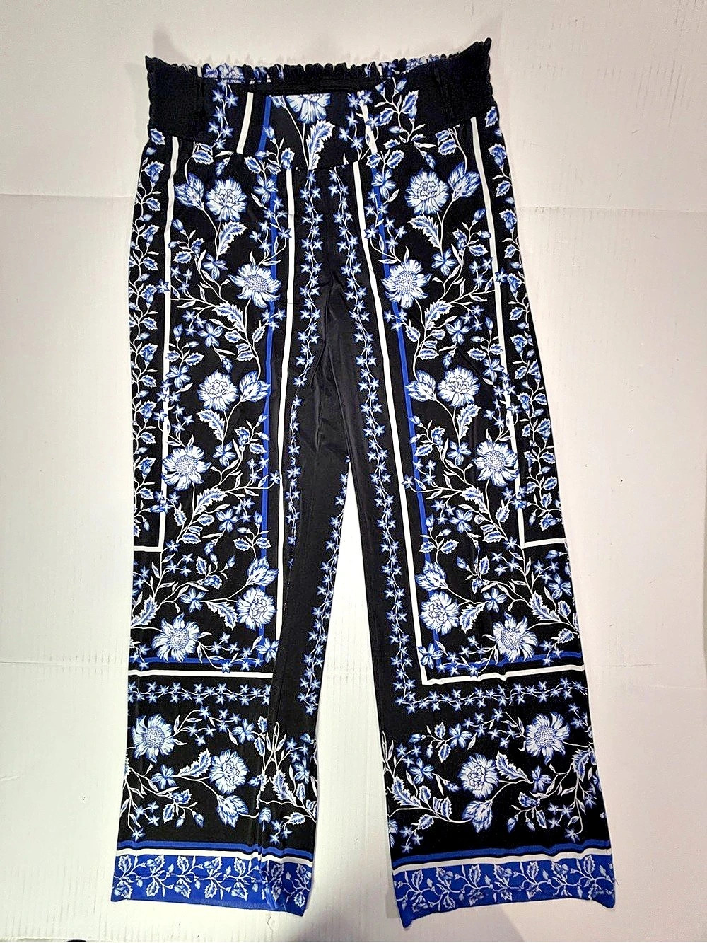 Y2K INC International Concepts Blue and Black Floral Wide-Leg Pull-On Pants